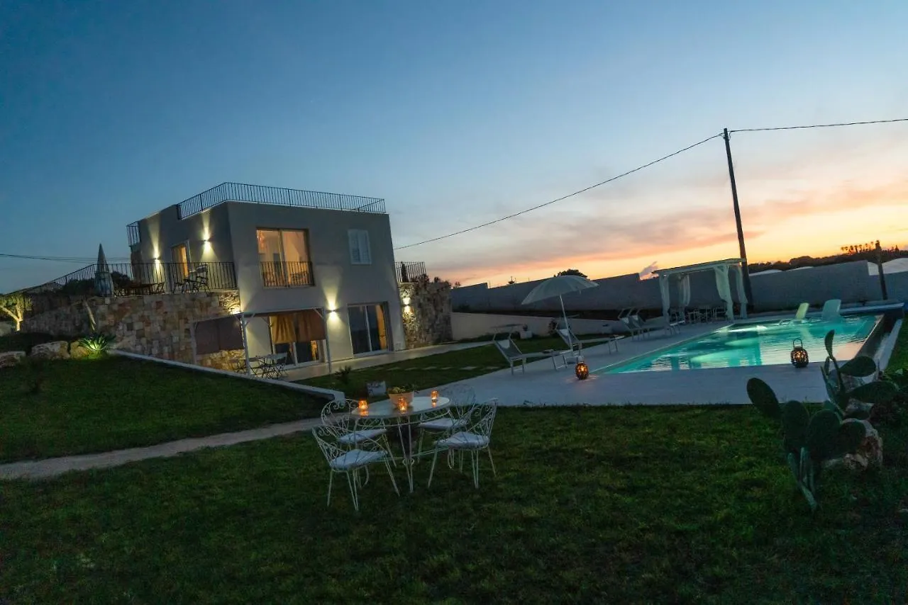 Apartment Villa Triona Marzamemi Con Piscina Italy
